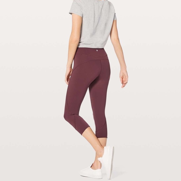 lululemon athletica Pants - Lululemon In Movement Crop *Everlux 19"